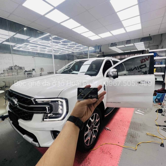 Dán phim cách nhiệt cho Ford Everest