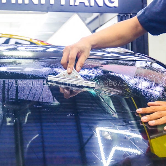 Dán phim cách nhiệt cho Ford Everest
