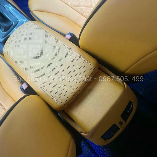 Đổi màu nội thất cho Kia K3